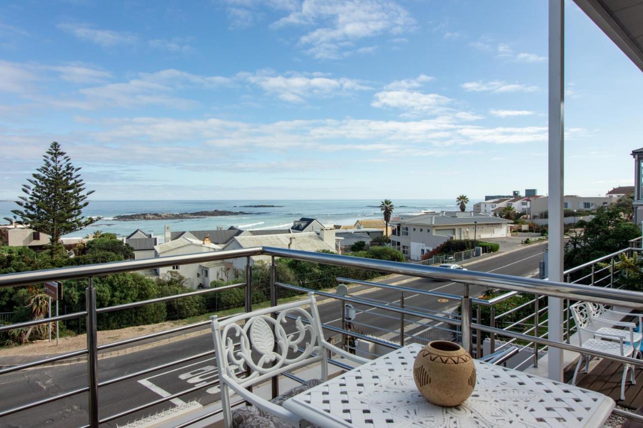 Blaauw Village Guest House Bloubergstrand Luaran gambar