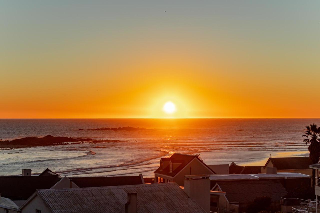Blaauw Village Guest House Bloubergstrand Luaran gambar